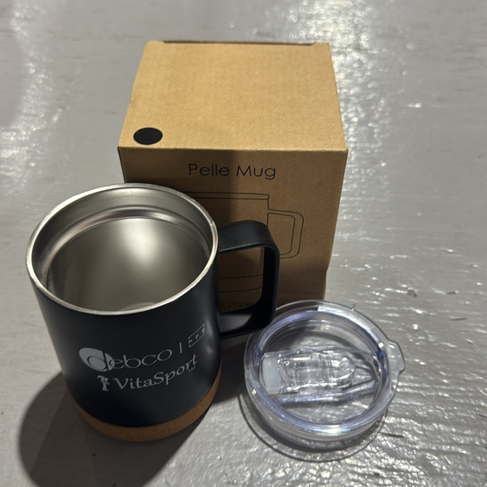 Debco VitaSport Black Pelle Mug